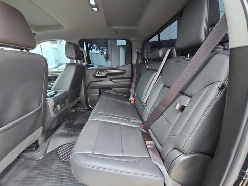 Used 2024 Chevrolet Silverado 1500 LT Trail Boss w/ Convenience Package II AWD/4WD image 14