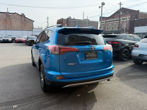 Used 2016 Toyota RAV4 XLE image 4