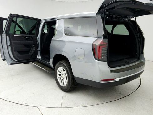 New 2026 Chevrolet Suburban LS RWD image 12
