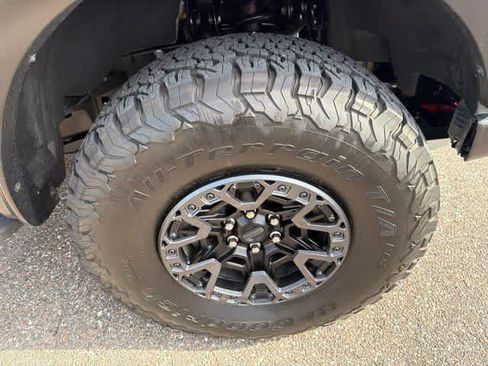 Used 2024 Ford F150 Raptor w/ Equipment Group 803A Raptor R AWD/4WD image 28