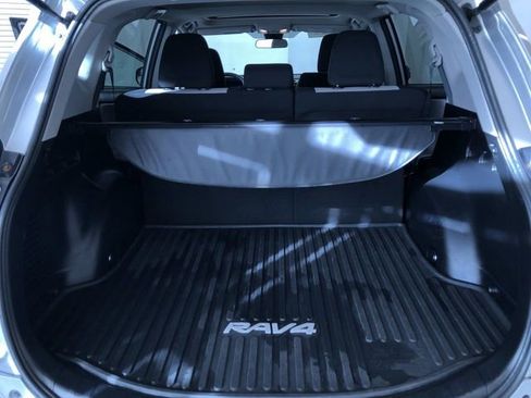 Certified 2017 Toyota RAV4 XLE image 32