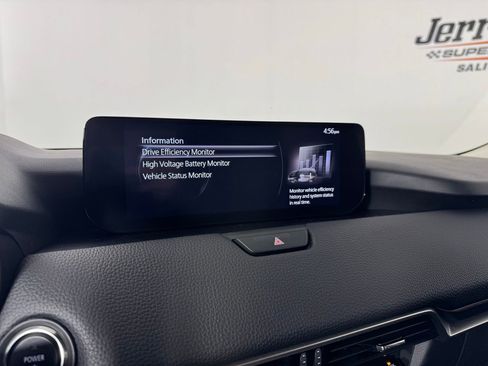 Used 2024 MAZDA CX-90 Plug-In Hybrid w/ Preferred AWD/4WD image 16
