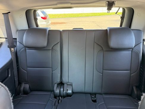 Used 2018 Chevrolet Tahoe Premier AWD/4WD image 27