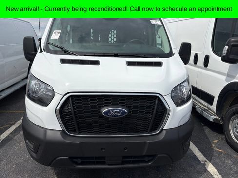 Used 2025 Ford Transit 250 Low Roof w/ Exterior Upgrade Package RWD image 2