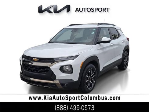 Used 2022 Chevrolet TrailBlazer ACTIV w/ Sun and Liftgate Package FWD image 1