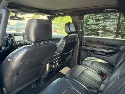 Used 2019 Ford Expedition Max Limited RWD image 21