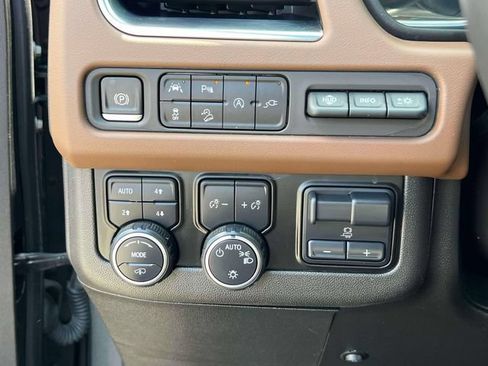 Used 2021 Chevrolet Tahoe High Country AWD/4WD image 22