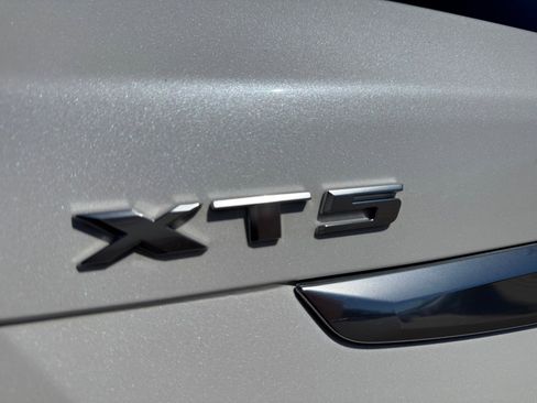 Used 2019 Cadillac XT5 Platinum image 23