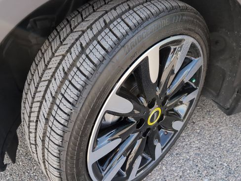 Used 2024 MINI Cooper SE FWD image 24