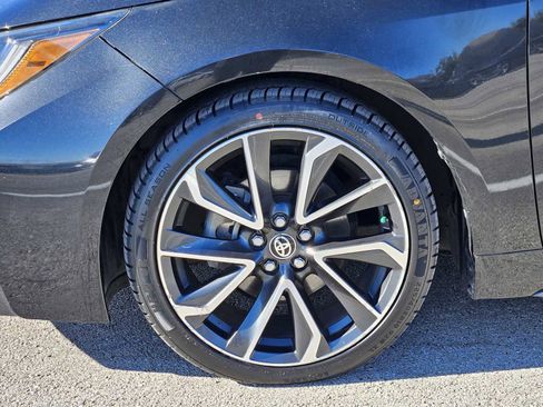 Used 2022 Toyota Corolla SE image 9