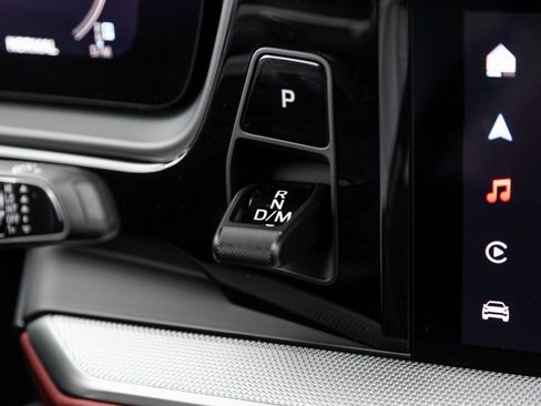 Certified 2025 Porsche Cayenne Coupe image 19