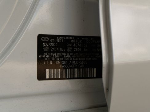 Used 2021 Genesis G70 2.0T image 44