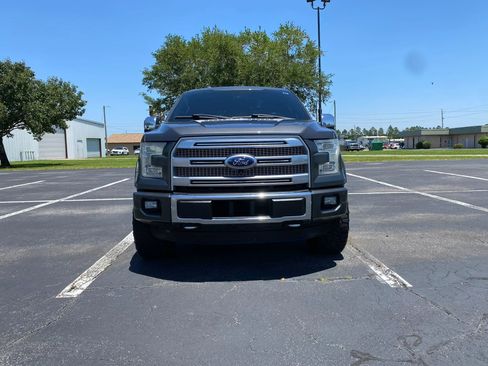 Used 2015 Ford F150 Platinum w/ Equipment Group 701A Luxury AWD/4WD image 3