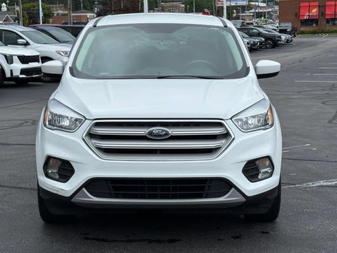 Used 2019 Ford Escape SE FWD image 9