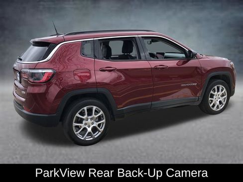 Certified 2022 Jeep Compass Latitude AWD/4WD image 9
