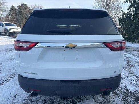 Used 2020 Chevrolet Traverse LT image 4