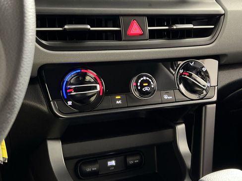 New 2026 Kia Seltos LX image 19