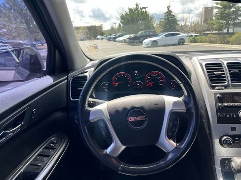 Used 2012 GMC Acadia SLE image 19