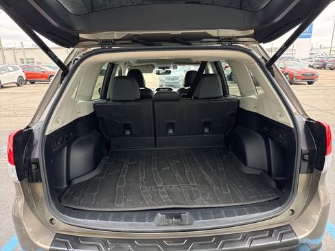 Used 2019 Subaru Forester Limited w/ Popular Package #3 image 14