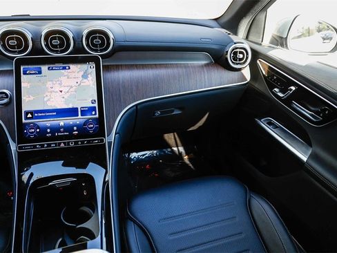 Certified 2025 Mercedes-Benz GLC 350e 4MATIC image 15