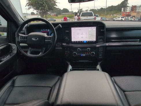 Used 2023 Ford F250 Lariat w/ Sport Appearance Package image 16