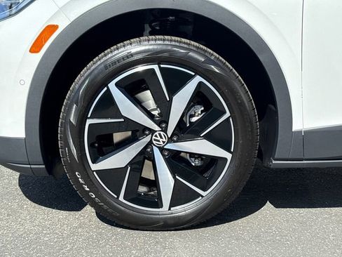 New 2025 Volkswagen ID.4 Pro S image 10