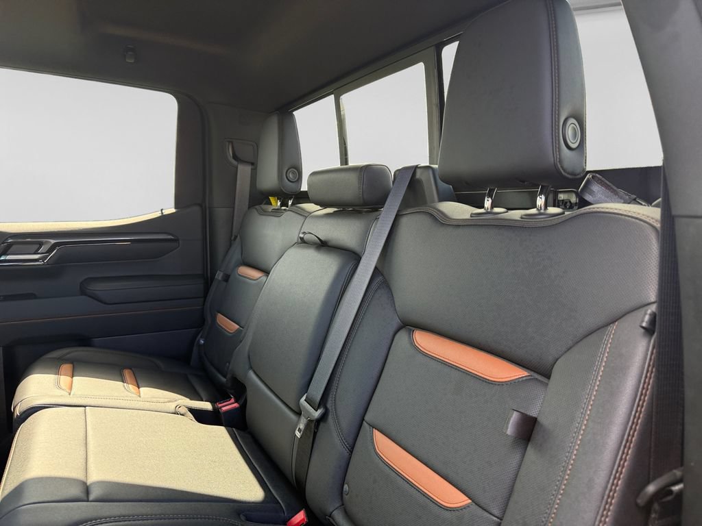 Used 2023 GMC Sierra 1500 AT4 w/ AT4 Preferred Package AWD/4WD image 35