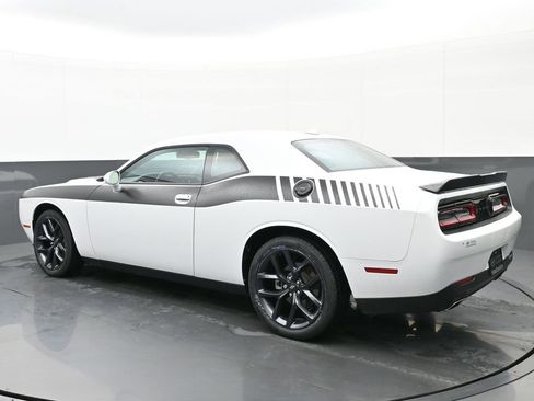 Used 2023 Dodge Challenger SXT w/ Plus Package image 5