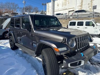 Used 2022 Jeep Wrangler Unlimited Sahara w/ Cold Weather Group