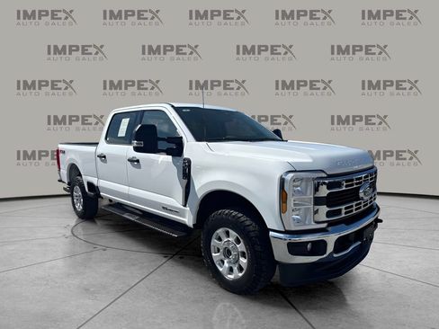 Used 2025 Ford F250 XLT w/ FX4 Off-Road Package AWD/4WD image 7