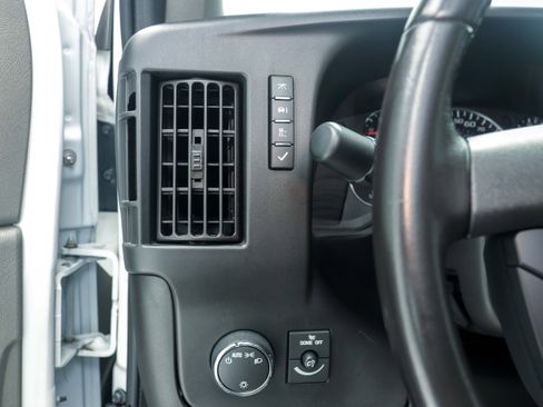 Used 2023 Chevrolet Express 3500 LT w/ LT Preferred Equipment Group image 24