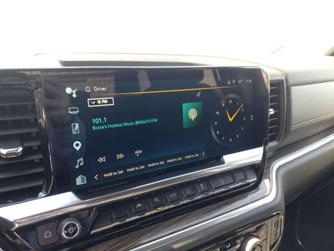 Certified 2025 Chevrolet Silverado 1500 RST AWD/4WD image 18