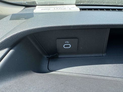 New 2026 Ford Transit 250 148 Medium Roof w/ Load Area Protection Package RWD image 19