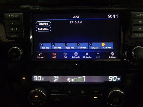 Used 2020 Nissan Rogue SV image 25