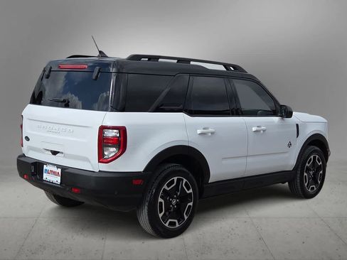 Used 2023 Ford Bronco Sport Outer Banks w/ Tech Package AWD/4WD image 8