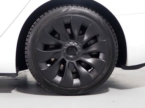 Used 2020 Tesla Model 3 Standard Range Plus image 41