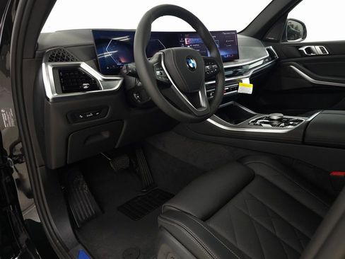 Used 2026 BMW X5 xDrive40i w/ Premium Package image 12