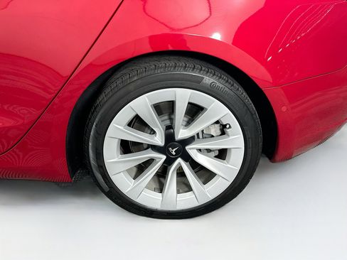 Used 2022 Tesla Model 3 image 11