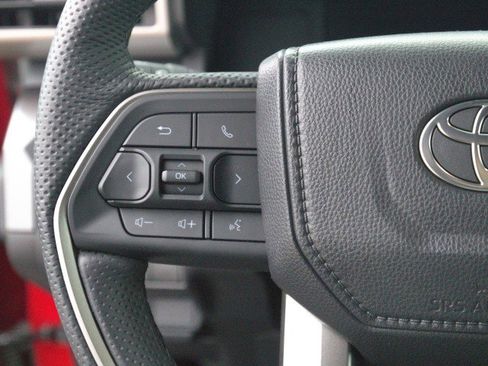 Used 2025 Toyota Tacoma SR5 image 20