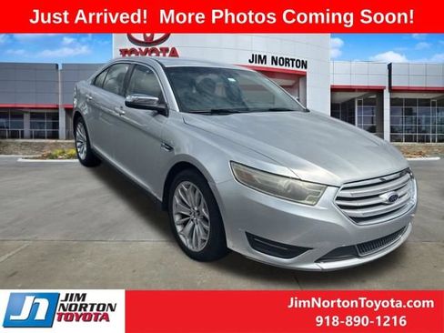 Used 2016 Ford Taurus Limited FWD image 1