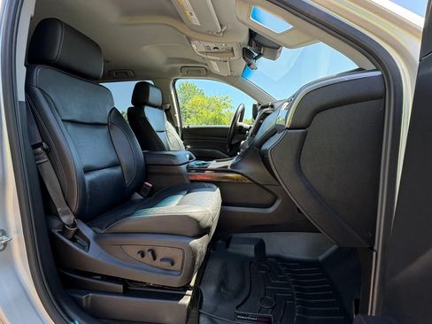 Used 2017 Chevrolet Tahoe LT AWD/4WD image 39