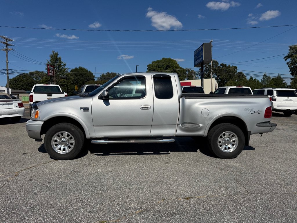 Used 2002 Ford F150 XLT AWD/4WD image 4