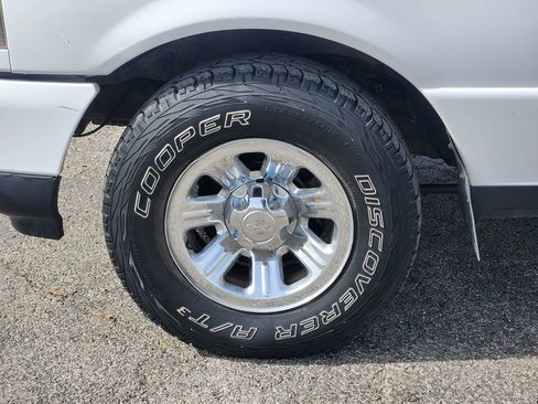 Used 2009 Ford Ranger XLT image 11