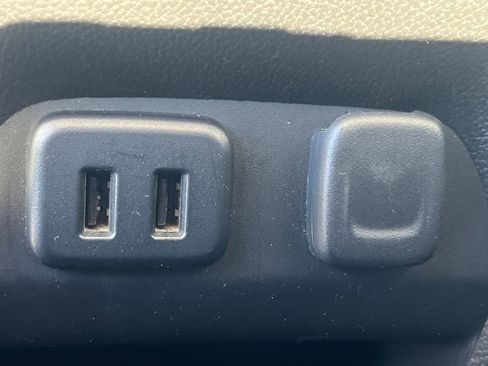 Used 2016 Chevrolet Colorado LT w/ Luxury Package, Chrome image 12