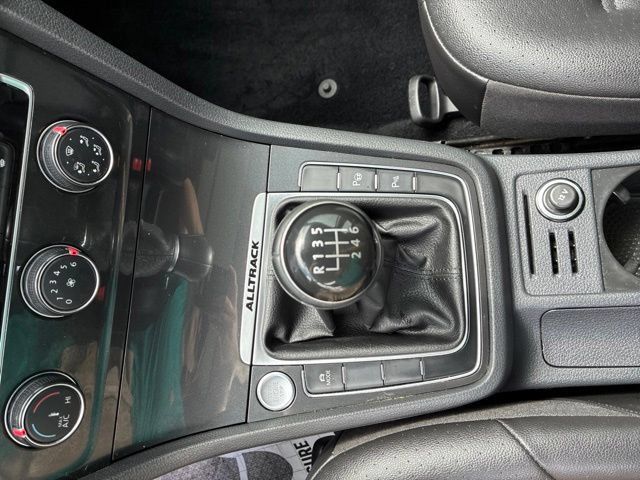Used 2019 Volkswagen Golf Alltrack SE AWD/4WD image 24