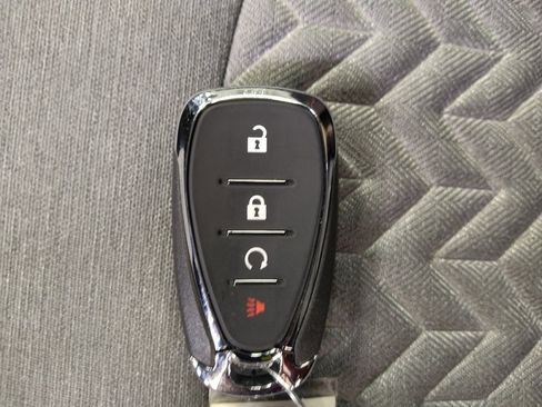 Used 2024 Chevrolet Equinox LS w/ LS Convenience Package image 32