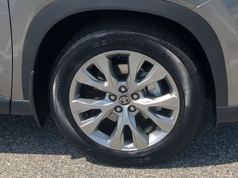 Certified 2026 Toyota Grand Highlander AWD Hybrid image 11