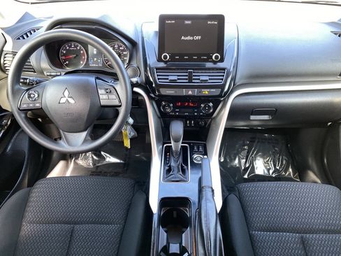 Used 2023 Mitsubishi Eclipse Cross LE AWD/4WD image 17