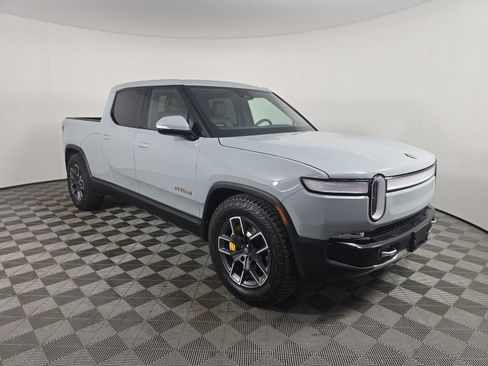 Used 2023 Rivian R1T Adventure AWD/4WD image 7