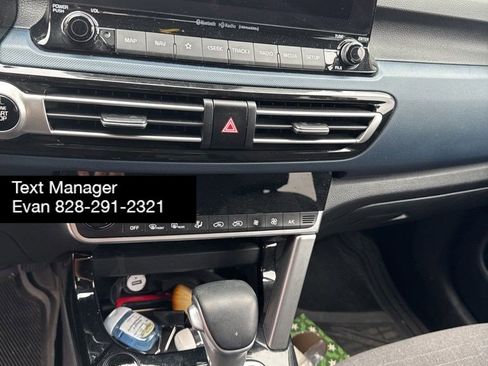 Used 2022 Kia Seltos S FWD image 9